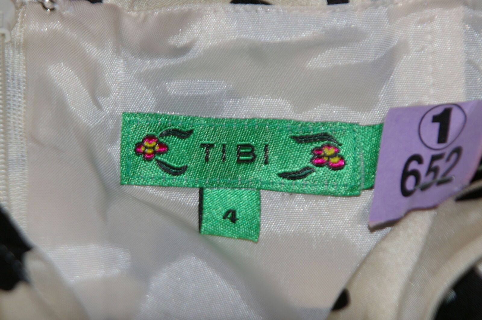 TIBI Black & Ivory Floral Silk Strapless Dress Black Velvet Bow Sz 4 - Image 7