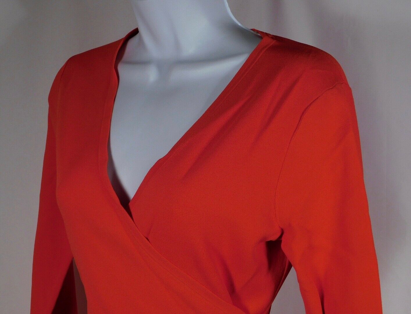 DIANE VON FURSTENBERG Red Knit Long Sleeve Wrap Dress Sz S - Image 5