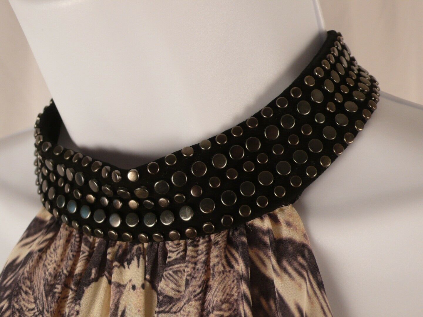 HAUTE HIPPIE Women's Beige Gray Print Studded Collar Neck Sleeveless Dress Sz M - Image 3