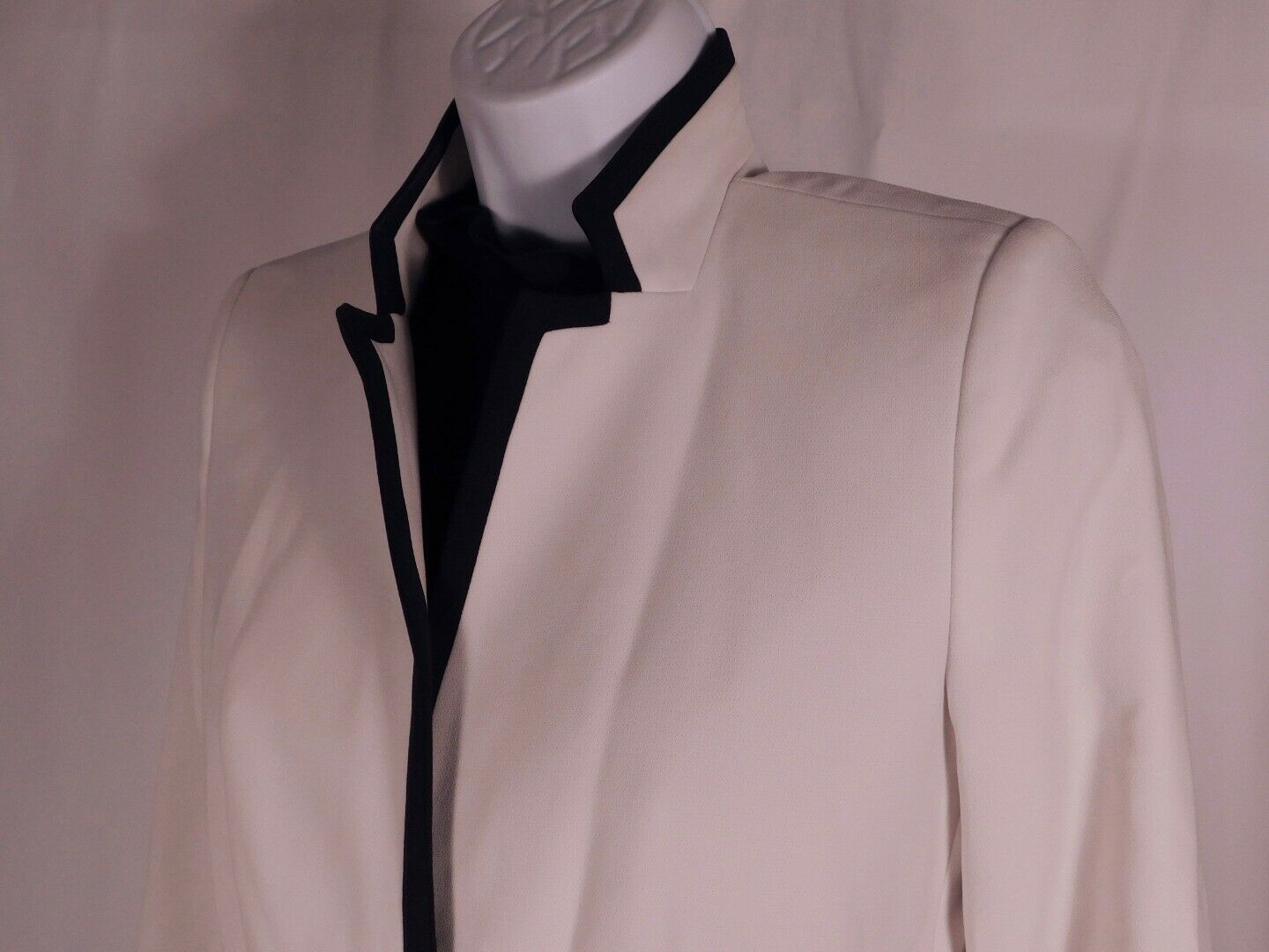 MAX MARA Women's Ivory W Navy & Blush Trim 2 Button Blazer Jacket Sz 6 - Image 5