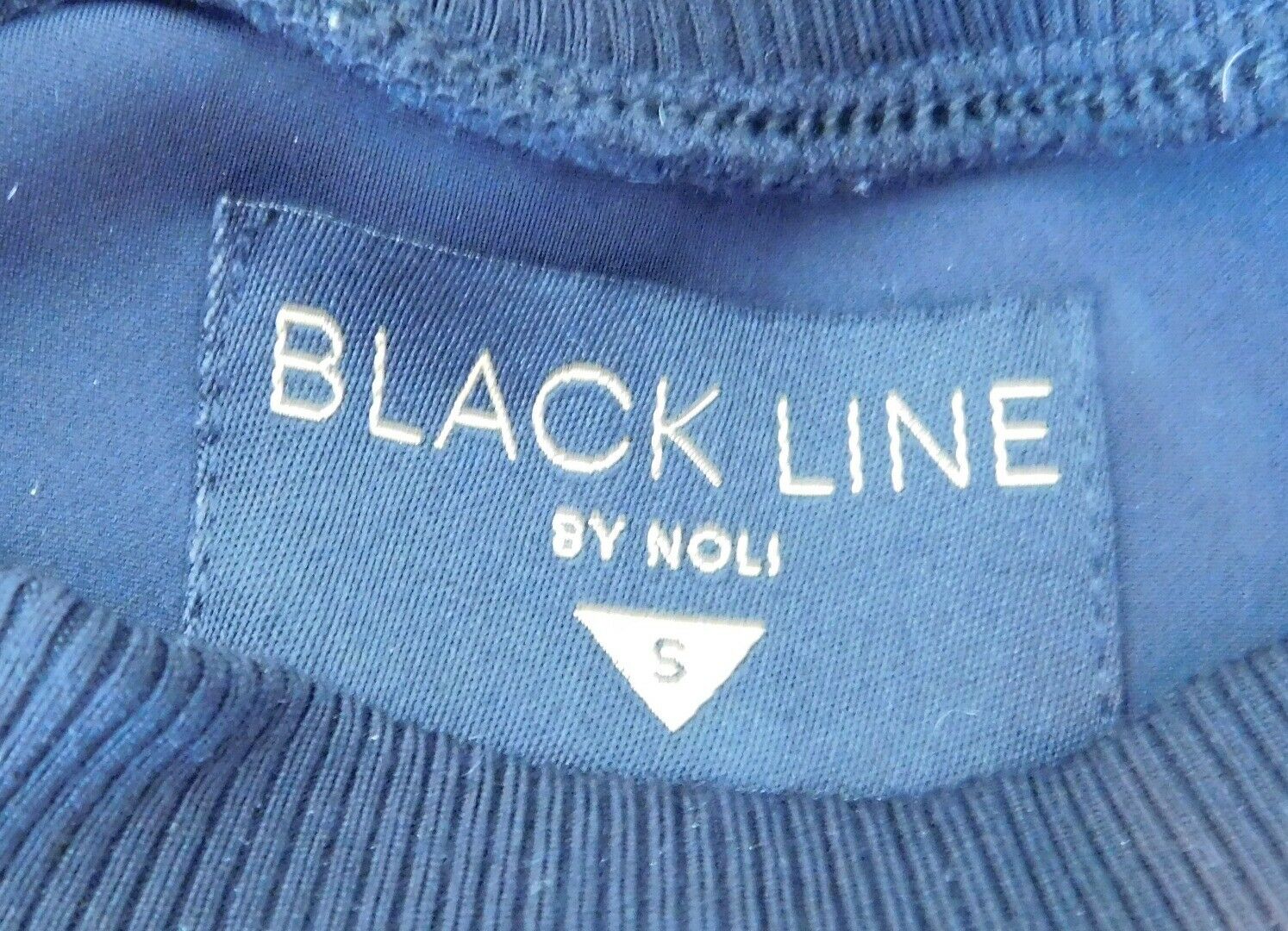 NOLI BLACK LINE Woman's Gray Camo Pink Stripe Back Cropped Sweatshirt Top Sz S - Image 7