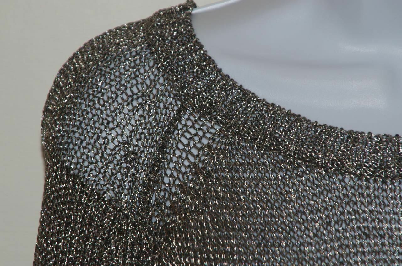 VINCE Women's Dolman Metallic Silver Lose Knit Rolled Short Sleeved Sweater Sz S - Image 4