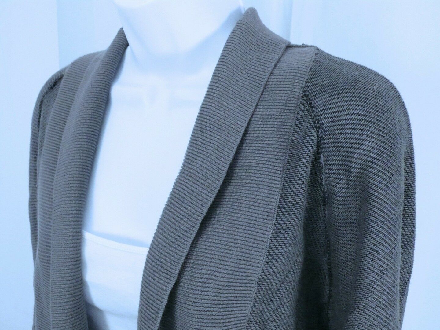 BRASS PLUM BY NORDSTROM Women's Grey Cotton Knit Blend Cardigan Sweater Sz M - Image 3