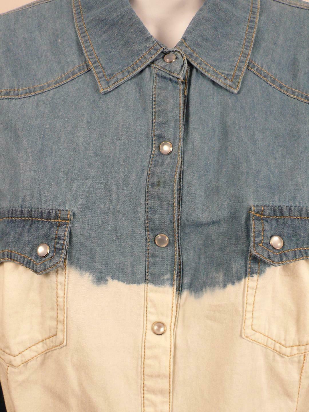 SANS SOUCI Women's Blue White Denim Snap Front Blouse Sz S - Image 6