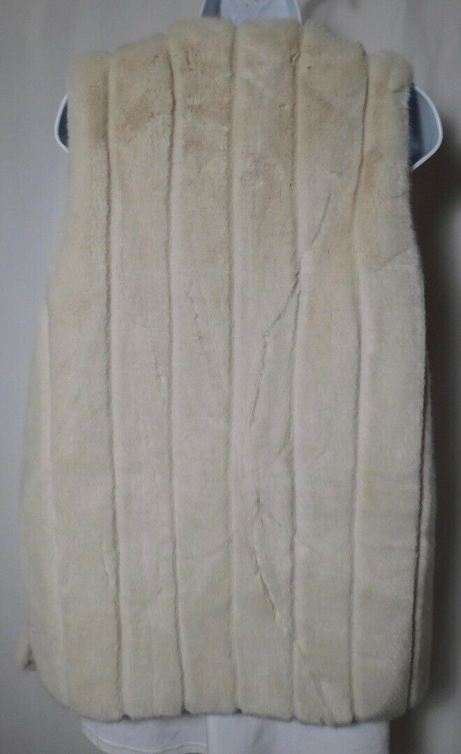 CALYPSO Women's Beige Faux Fur Crew Neck Sleeveless Vest Sz XS - Image 5