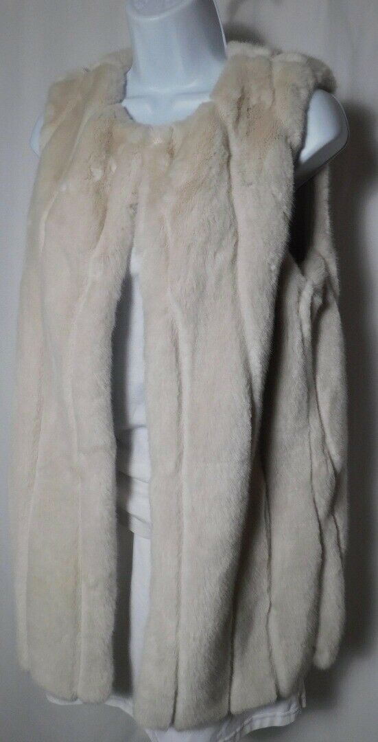 CALYPSO Women's Beige Faux Fur Crew Neck Sleeveless Vest Sz XS