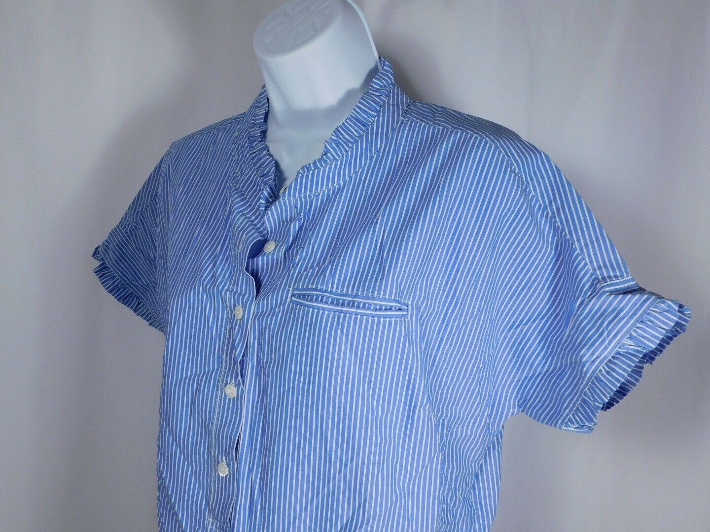 J CREW Chambray Blue & White Striped Cotton Boxy Short Sleeve Ruffle Blouse Sz 2 - Image 3