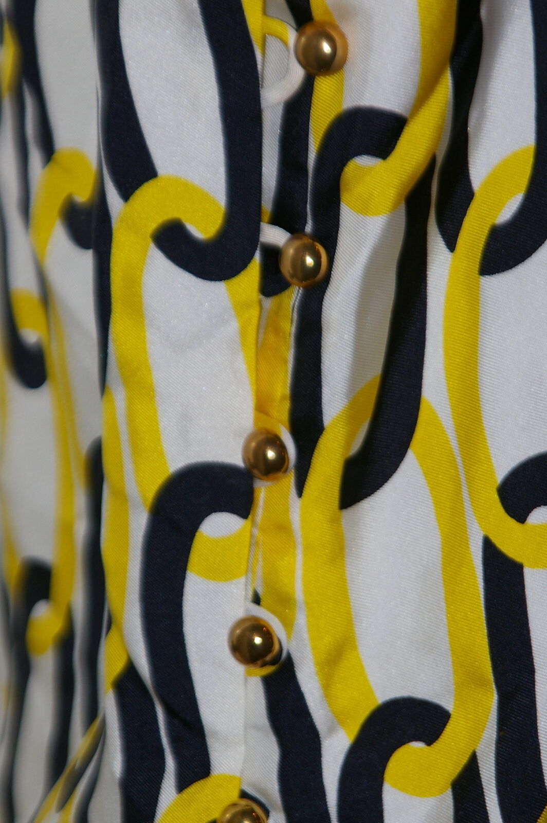 NWT MILLY Chain Link Print Cami in Yellow & Black w / 8 Gold Side Buttons Sz 2 - Image 6