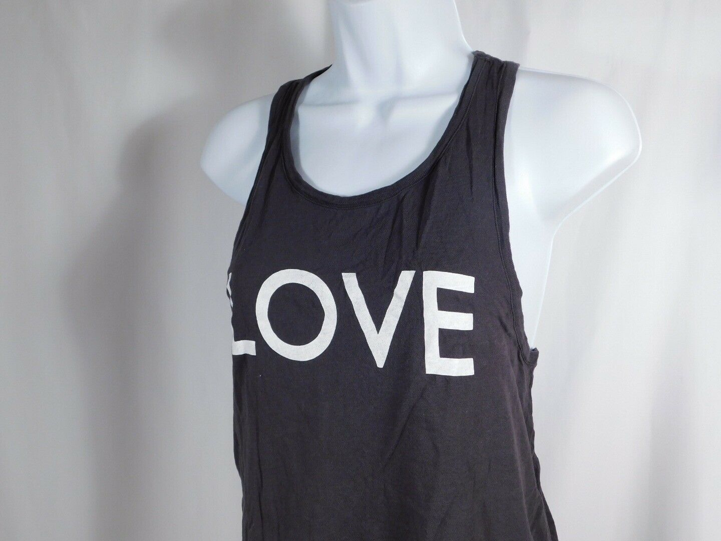 CHA SOR Women's Charcoal Gray Race Back "LOVE" Tank Top Sz L - Image 4