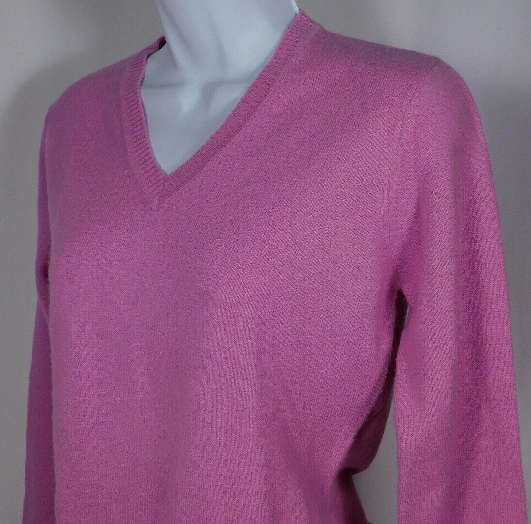 FAIR TRADE CASHMERE Pink Ski Design On Back V-Neck Cashmere Sweater Sz M ($180) - Image 4