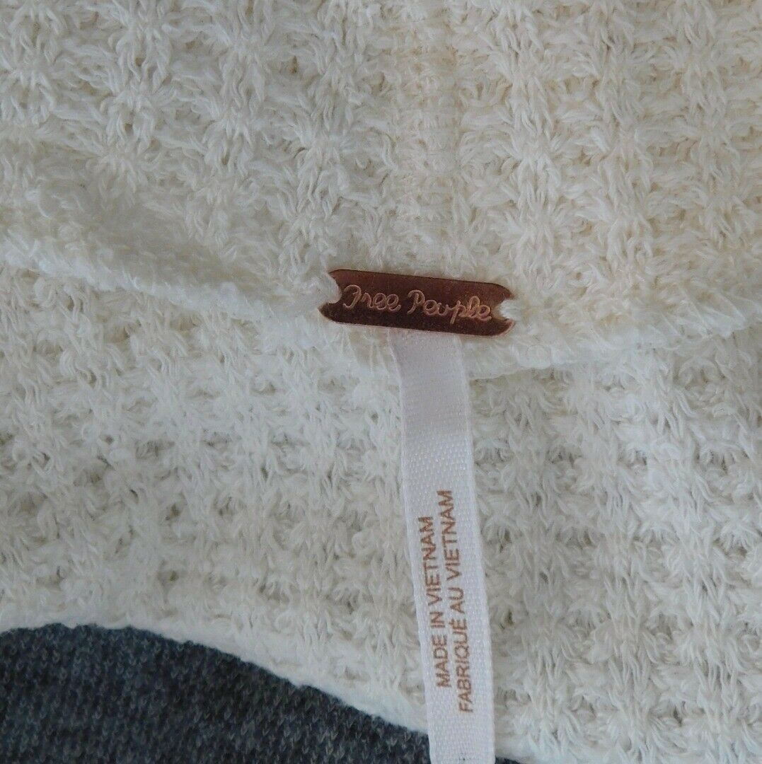 FREE PEOPLE Women's Ivory Waffle Knit Boat Neck Sweater Sz S - Image 6