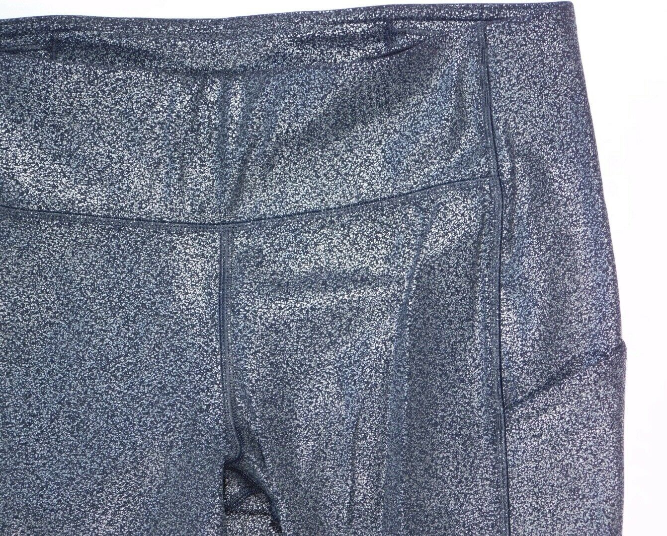 LULULEMON NWOT Woman's Black W Silver Metallic Thigh Pcokets Legging Pant Sz 6 - Image 5