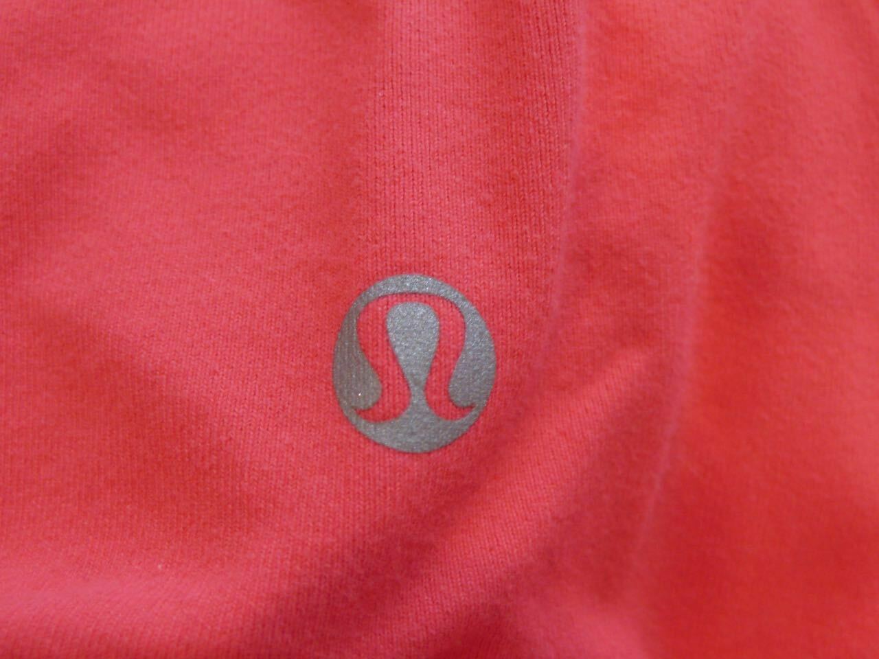 LULULEMON Woman's Coral Full Zip Jacket Sz 8 - Image 8