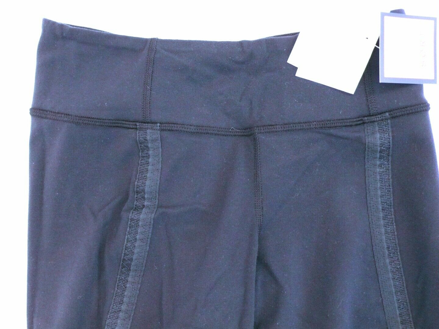 LULULEMON Woman's Navy Blue Nylon Lycra Cropped Pants Sz 4 - Image 3