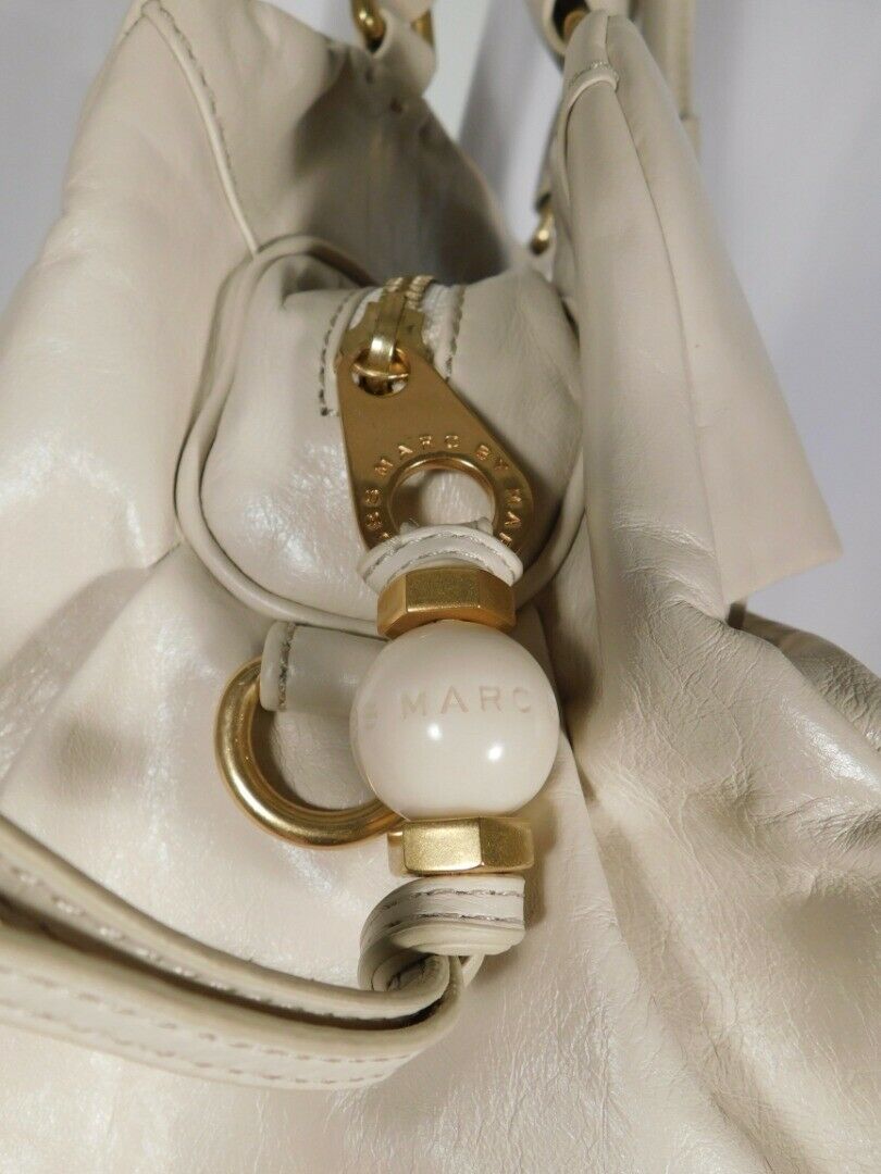 MARC BY MARC JACOBS Beige Leather Zip Close Satchel Handbag - Image 5
