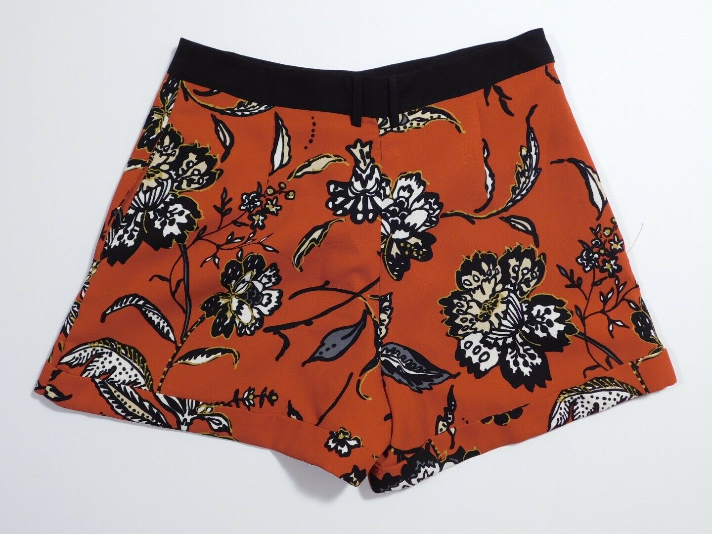 TOPSHOP Women's Multi Floral Print Pleat Front Cuffed Short Sz 6 - Image 5
