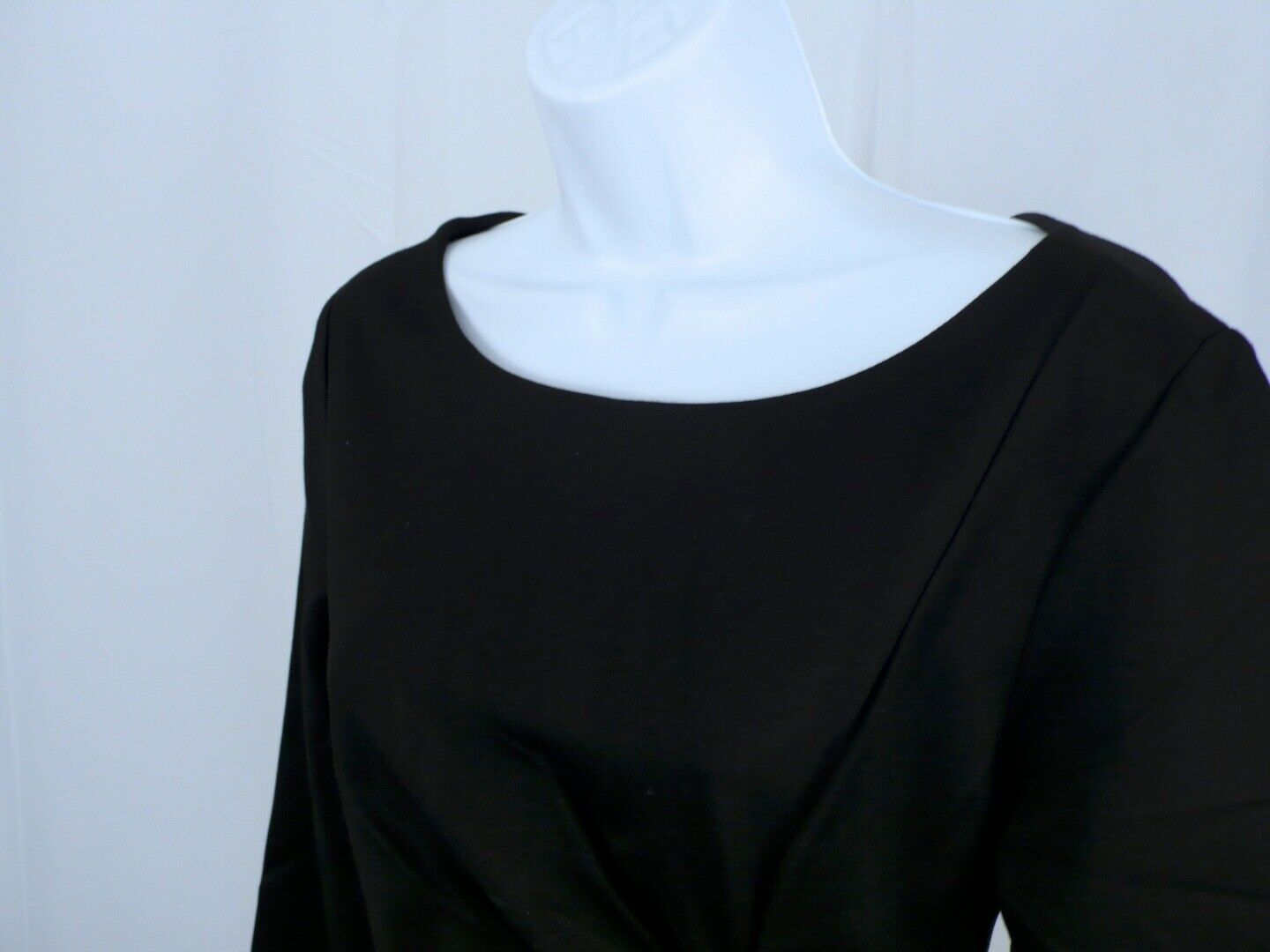 TRINA TURK Black Jersey Knit Gathered Waist 3/4 Sleeve Dress Sz 8 - Image 4
