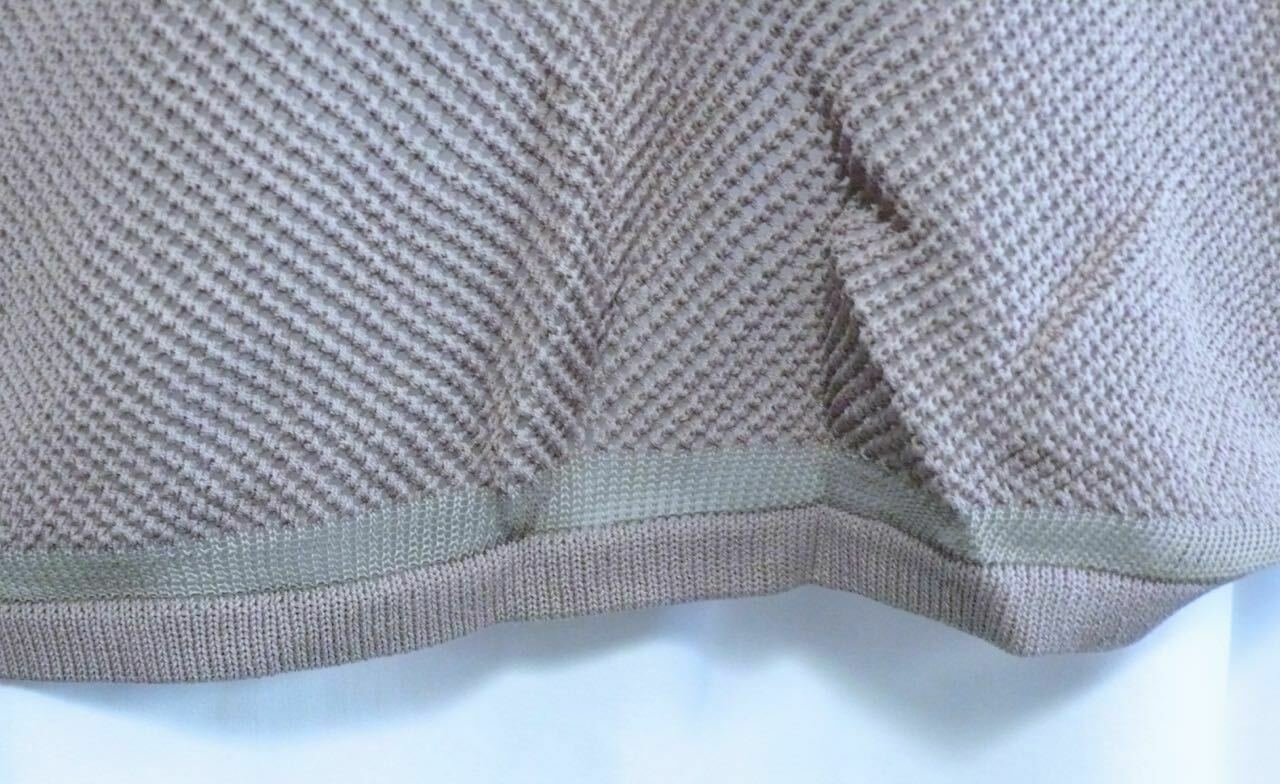 VINCE FOR BERGDORF GOODMAN Women's Tan Mesh Knit Long Sleeved Sweater Sz S - Image 6