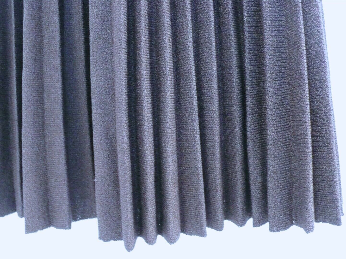 AUTHENTIC ST JOHN COLLECTION Women's Chocolate Brown Knit Pleated Skirt Sz S - Image 5