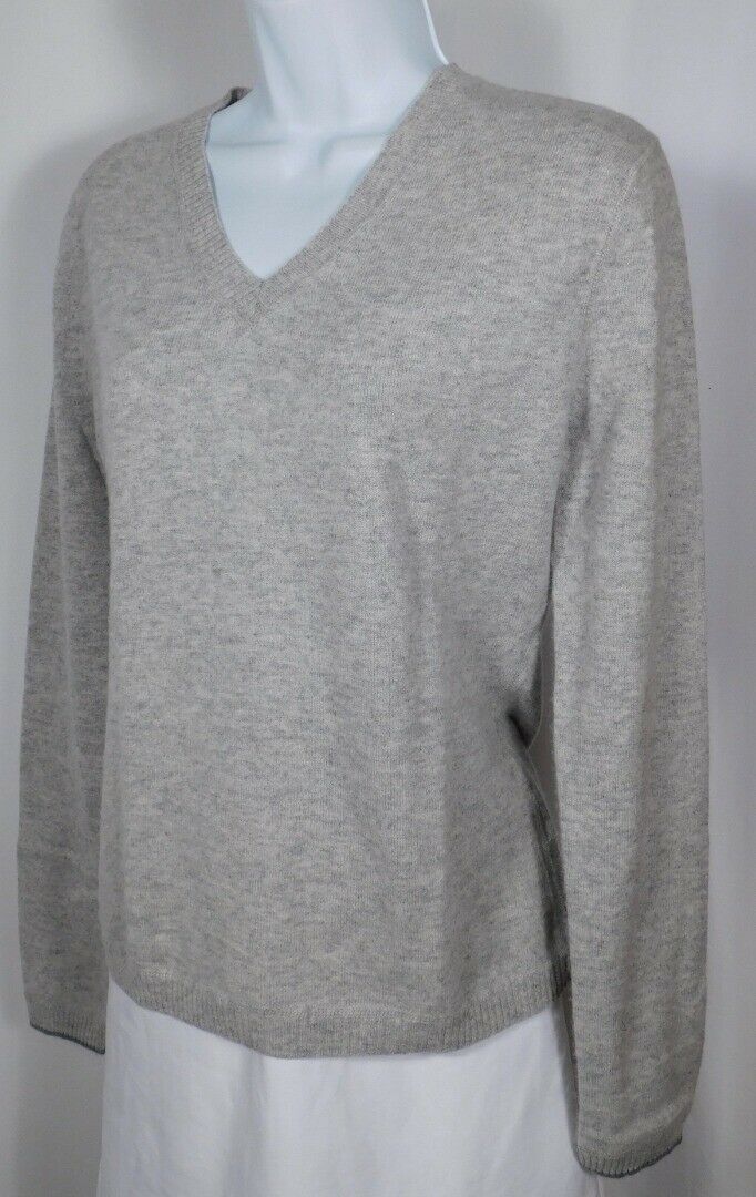 BLYSS 247 CASHMERE Gray Embroidered Floral Back V-Neck Cashmere Sweater Sz M