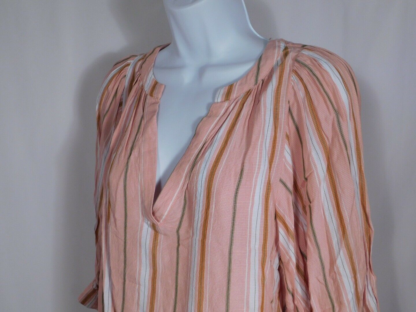 MAEVE BY ANTHROPOLOGIE Women's Peach Green White Striped V-Neck Blouse Sz M - Image 4