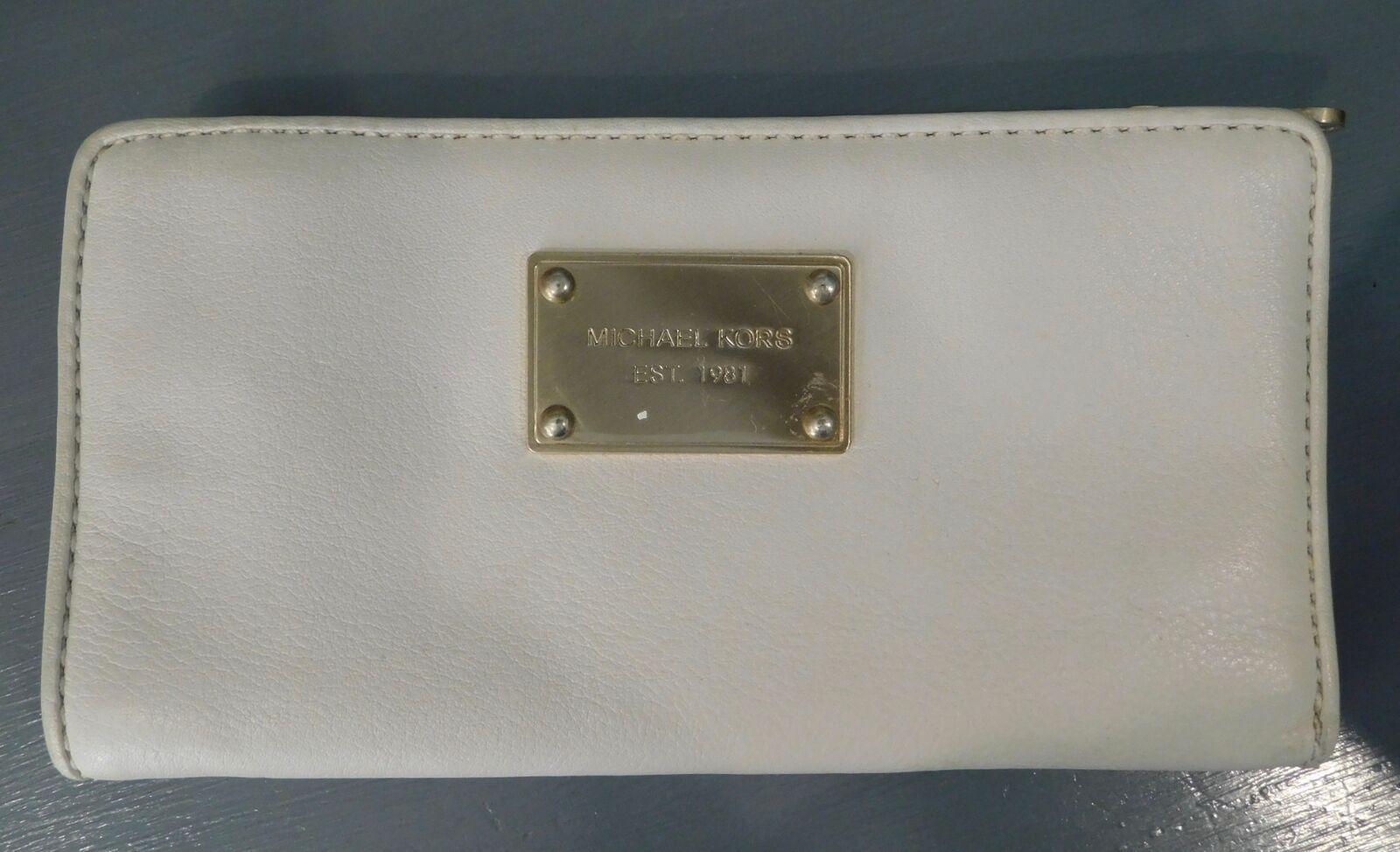 MICHAEL KORS Ivory Leather Snap Close Coin And Card Storage Continental Wallet