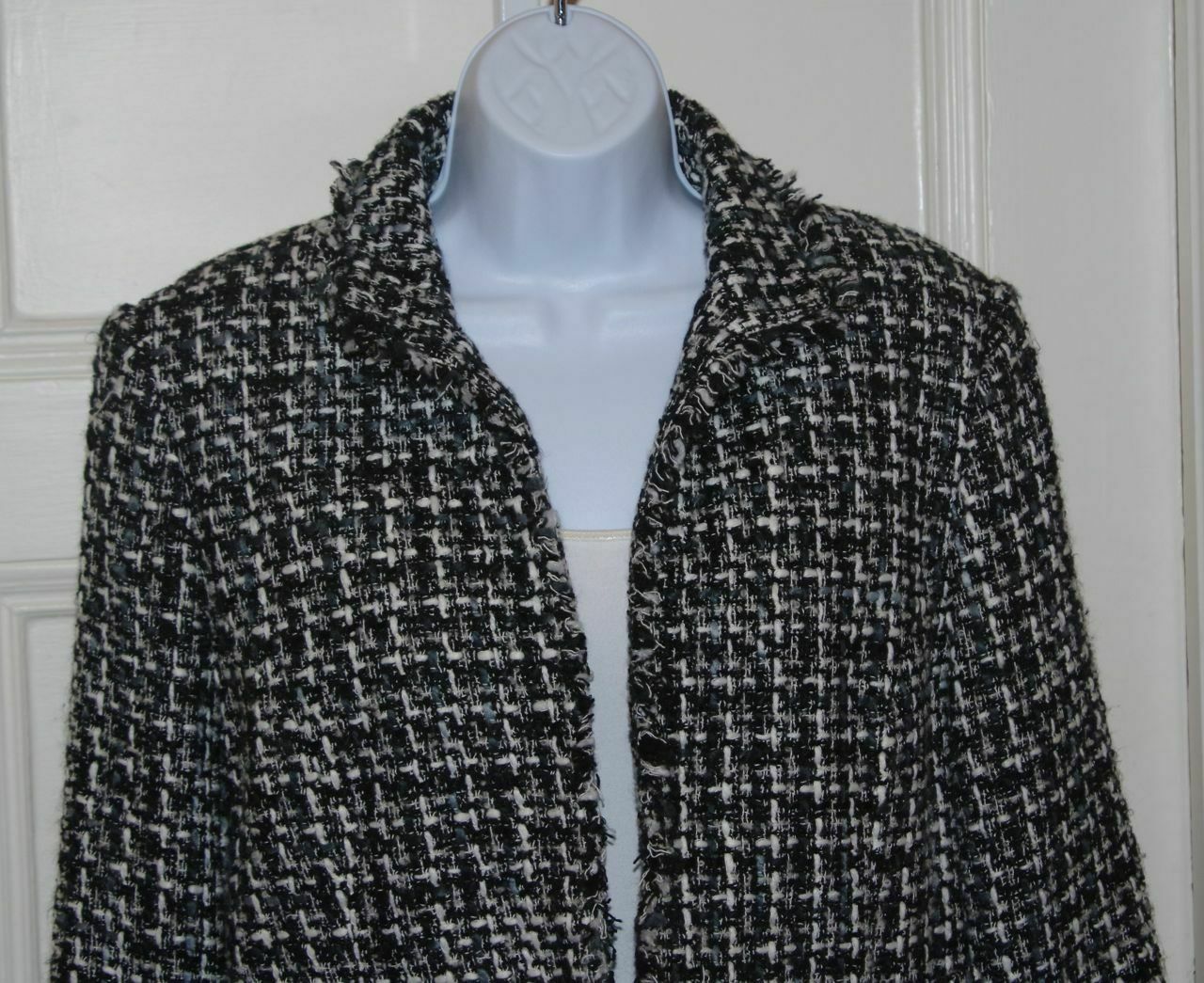 OUTFIT JPR Women's Black Gray White Boucle Blazer Jacket Sz 8 - Image 2