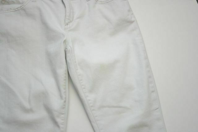 VINCE Skinny Ankle Crop Destroyed 5-Pocket White Jeans Sz 32 - Image 8