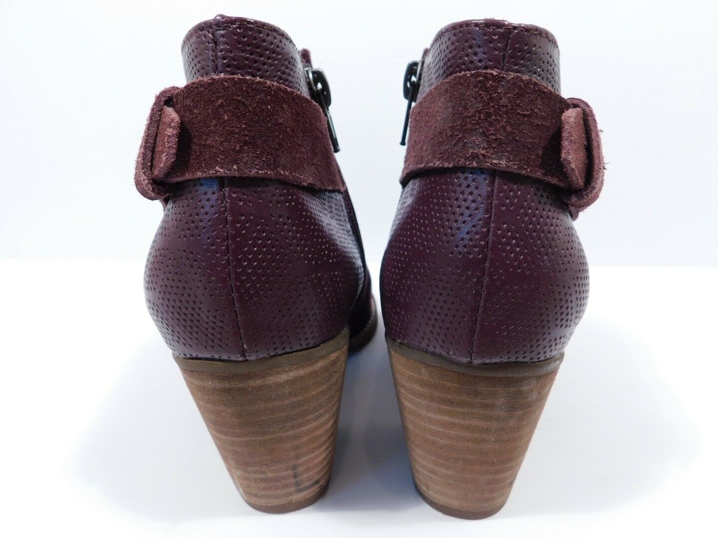DOLCE VITA NWOB Women's Aubergine Suede & Leather Back Side Zip Bootie Sz 6 - Image 7