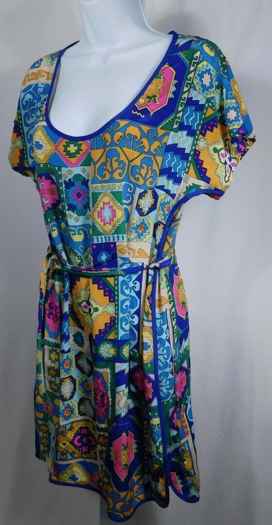 TRINA TURK Bright Multi Aztec Print Short Sleeve Self Belt Silk Dress Sz 6