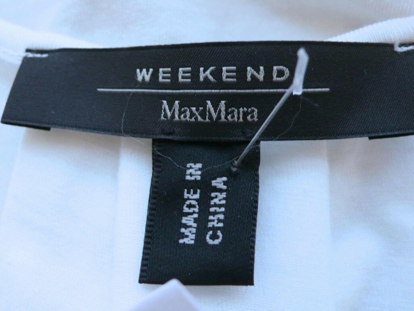 WEEKEND MAX MARA White Knit W Black Embroidery & Beading Sleeveless Blouse Sz M - Image 8