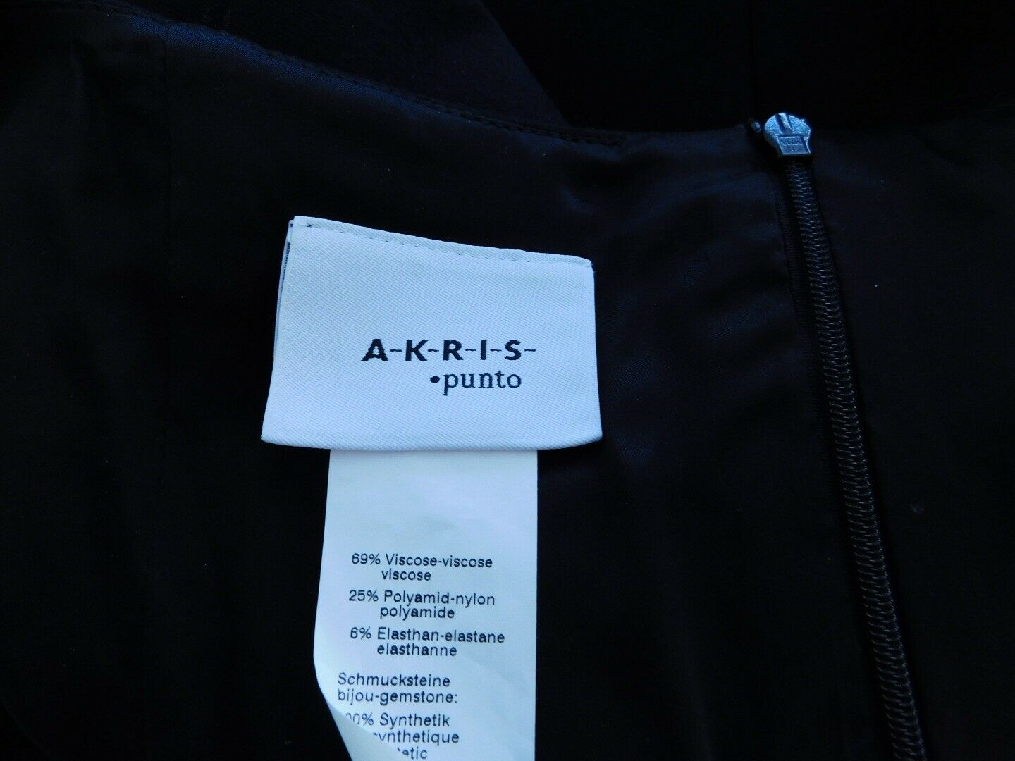 AKRIS PUNTO Women's Black Sleeveless Knit Beaded Shoulder Detail Dress Sz 6 $495 - Image 6