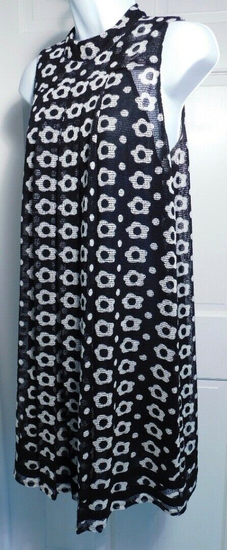 ANTHROPOLOIE SACHIN BABI Pleated Black White Pop Art Marzena Swing Dress S 4