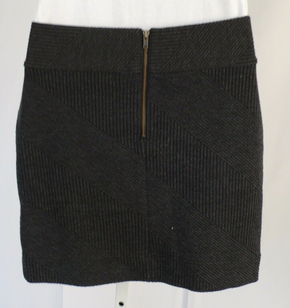 HI-LINE BY MADEWELL Charcoal Gray Ribbed Knit Straight Mini Skirt Sz XS - Image 4