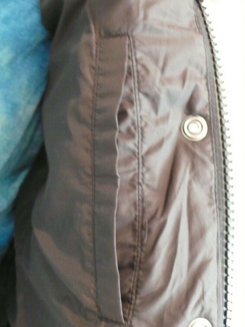 J.CREW Women's Black Zip Snap Front Puffer Vest Sz M - Image 9