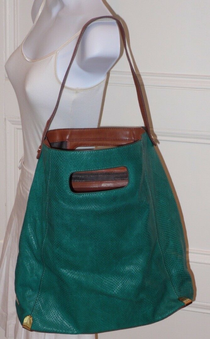 VINCE CAMUTO Green Leather "Alexa" Shoulder Tote